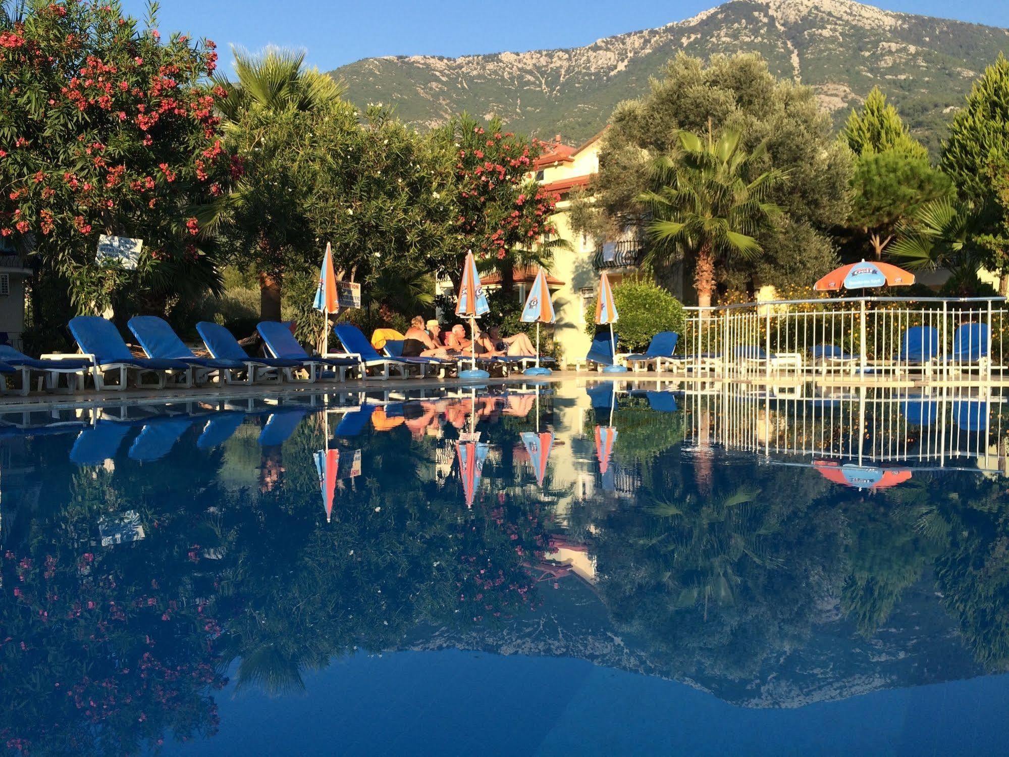 Gorkem Hotel & Apartments Oludeniz Exterior photo